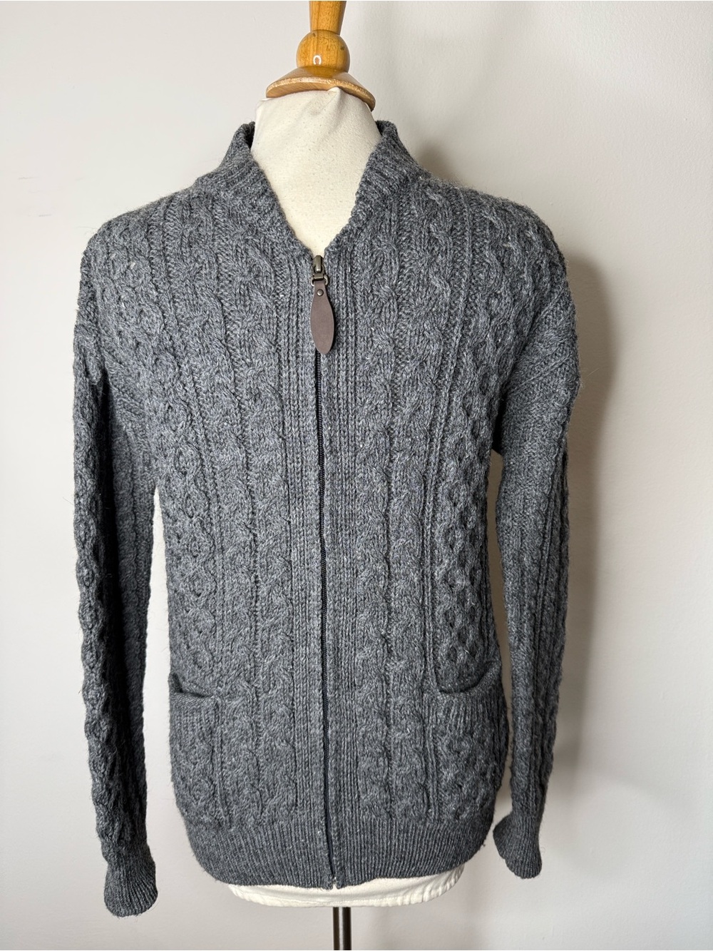 Aran Sweater Market Gray Wool Cable Knit Zip Cardigan